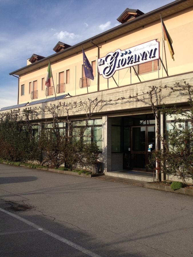 Ristorante Albergo Da Giovanni Carvico Exterior foto
